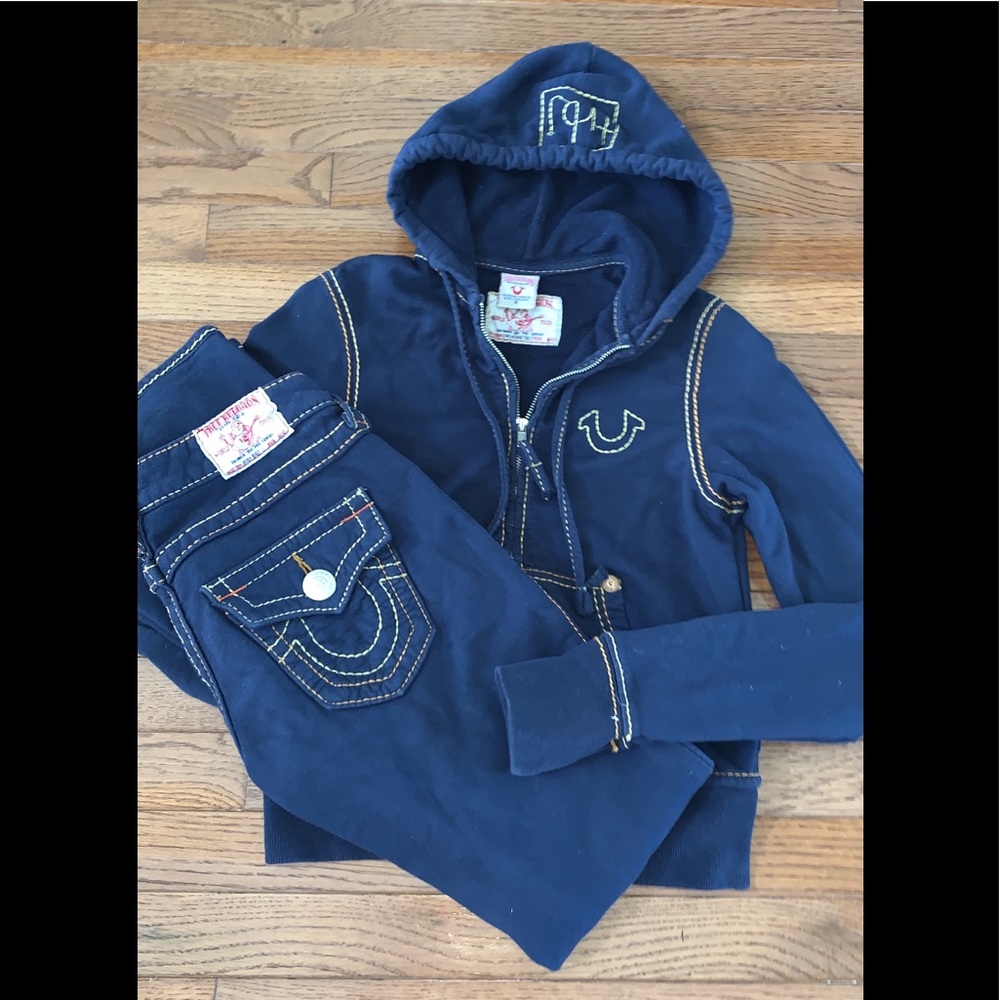 ⭐️True Religion ⭐️jacket and pants set